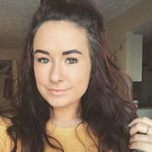 Meet your Posher, Valentina